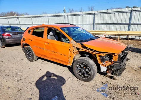 2018 Subaru Crosstrek Premium z USA, uszkodzony, nr VIN JF2GTABC0JH330812